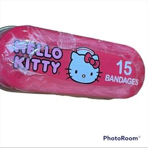 Collectible Hello Kitty Sanrio Bandage Tin Sealed 15 Bandaids